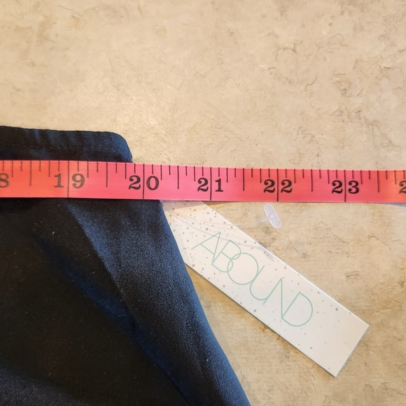 NWT Floral Tank w/ Criss-cross Back - Picture 9 of 11